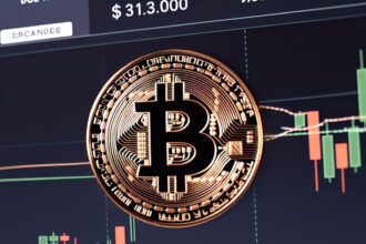 bitcoin_struggles_at_83k