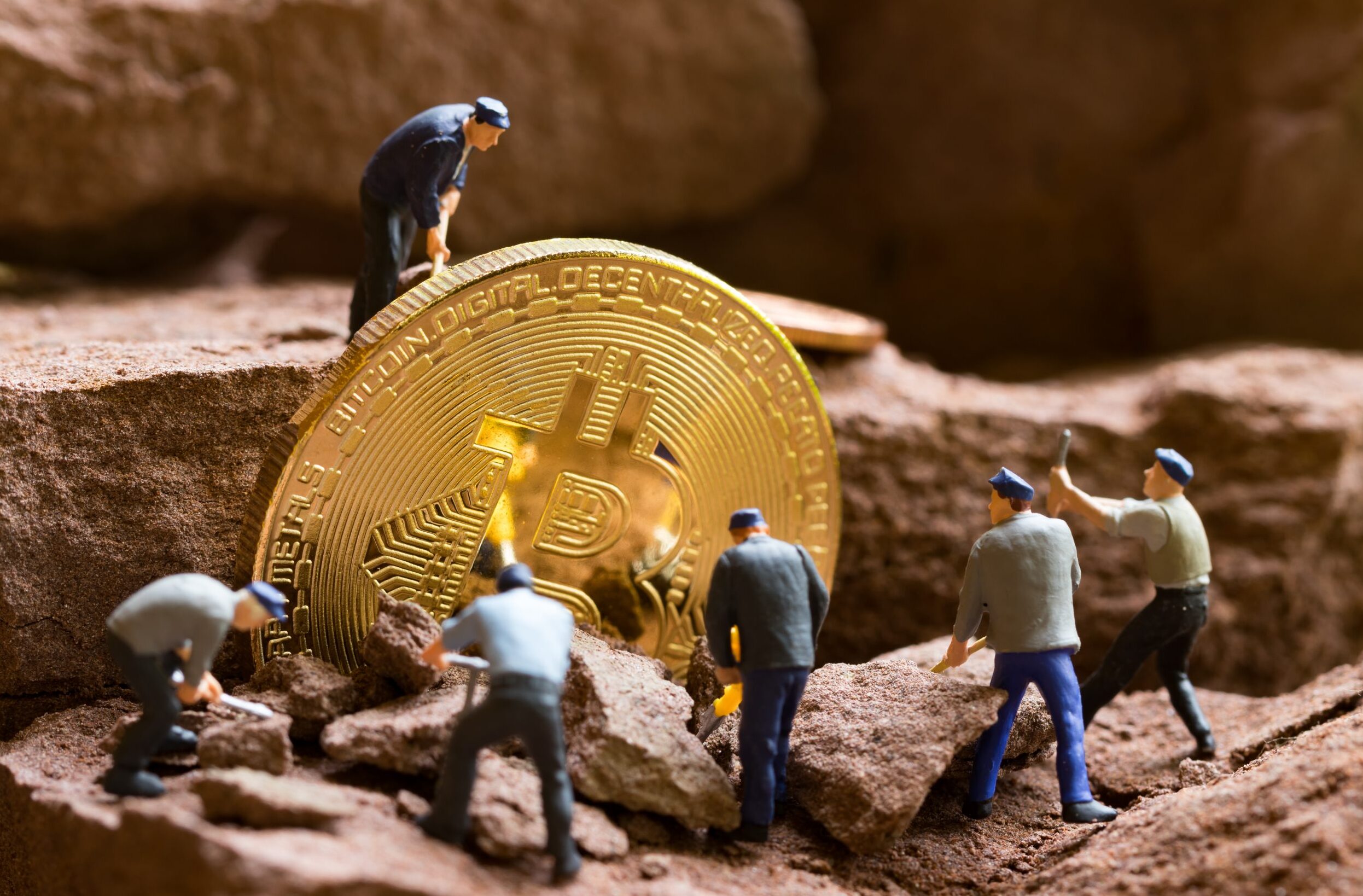 Mining Hardware ROI Comparison