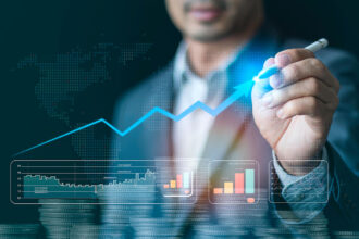 how to invest in blockchain technology stocks